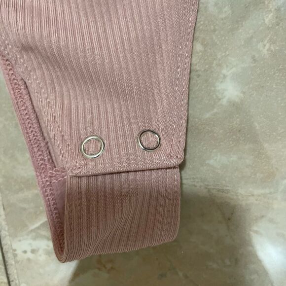 Free People Womens Mauve Lace First Call
Plunging V Neck  Bodysuit Size S - Picture 9 of 10